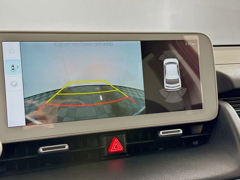 Used 2024 Hyundai Ioniq 5 SEL RWD image 23