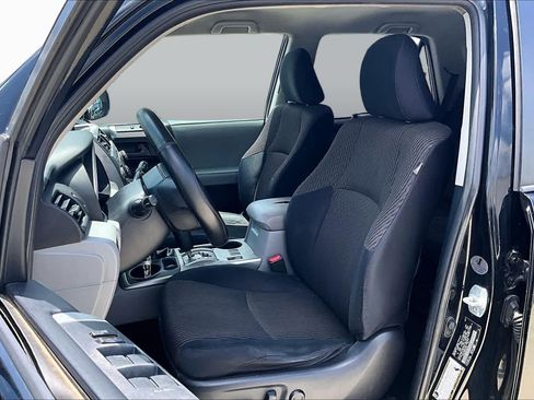 Used 2011 Toyota 4Runner SR5 AWD/4WD image 7