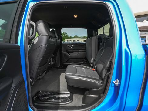 Used 2023 RAM 1500 Big Horn AWD/4WD image 33
