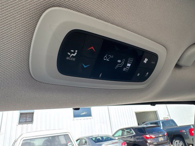 Used 2017 Chrysler Pacifica Touring-L FWD image 50