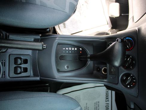 Used 2013 Ford Transit Connect XLT image 18