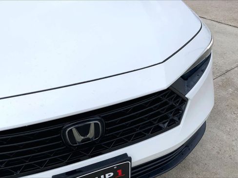 Used 2023 Honda Accord EX image 30