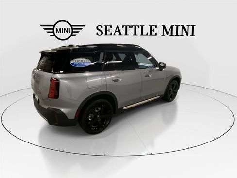 Certified 2025 MINI Cooper Countryman S image 11