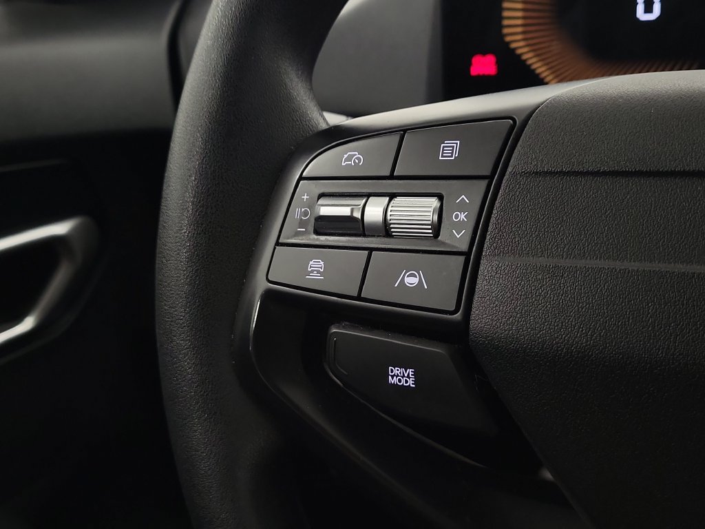 Used 2025 Kia K4 FWD image 14
