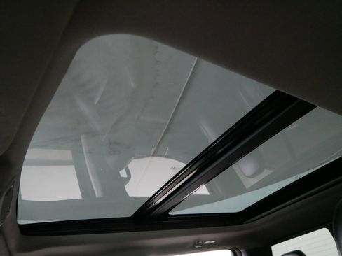 Used 2016 Ford F150 Lariat w/ Equipment Group 502A Luxury image 32