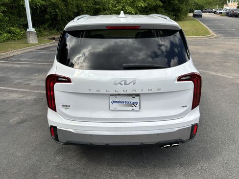Used 2023 Kia Telluride S w/ S Sunroof Package AWD/4WD image 9