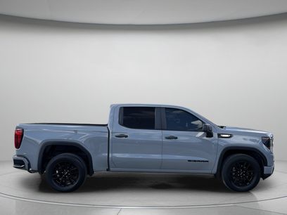Used 2025 GMC Sierra 1500 Pro w/ Graphite Edition