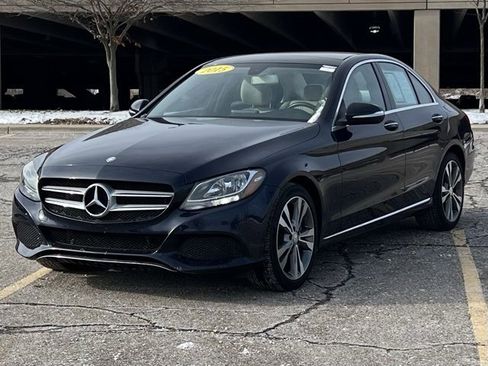Used 2015 Mercedes-Benz C 300 4MATIC Sedan image 3