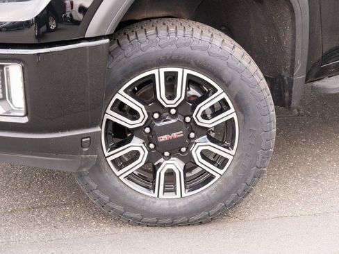 Used 2022 GMC Sierra 3500 AT4 image 23