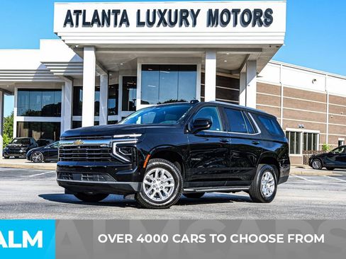 Used 2025 Chevrolet Tahoe LT AWD/4WD image 3