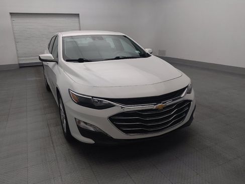 Used 2021 Chevrolet Malibu LT FWD image 14