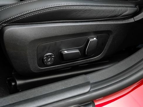 Used 2025 BMW M340i RWD image 36