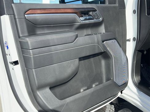 New 2026 GMC Sierra 2500 Denali image 10