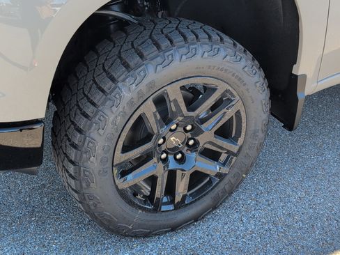 New 2026 Chevrolet Silverado 1500 Custom Trail Boss image 11