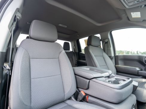 Used 2026 Chevrolet Silverado 1500 Custom RWD image 12