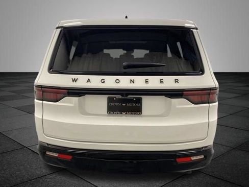 Used 2025 Jeep Wagoneer Series II w/ Premium Group I AWD/4WD image 7