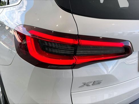 Used 2023 BMW X5 sDrive40i w/ Parking Assistance Package RWD image 27