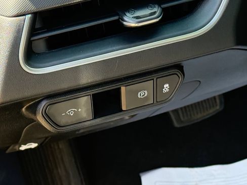 Used 2025 Kia K4 FWD image 18