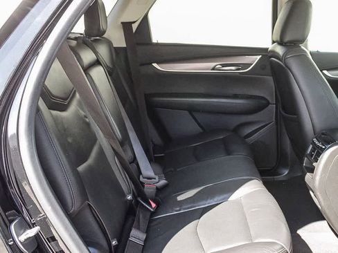 Used 2019 Cadillac XT5 Premium Luxury FWD image 16