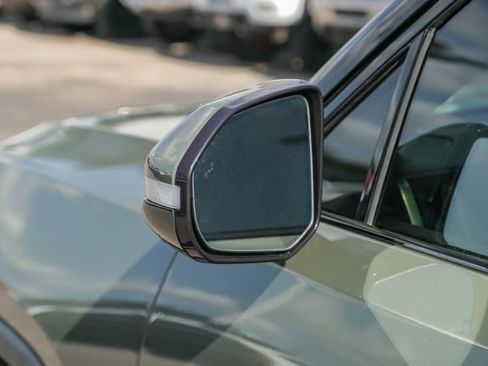 Used 2022 Rivian R1T Launch Edition image 56