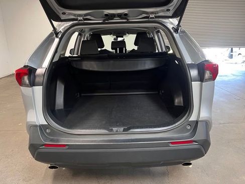 Used 2024 Toyota RAV4 XLE FWD image 16