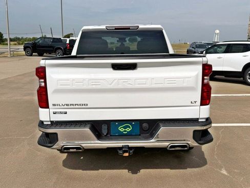 Certified 2022 Chevrolet Silverado 1500 LT AWD/4WD image 4