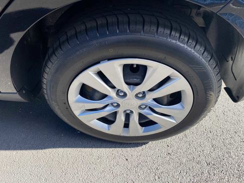 Used 2021 Kia Soul LX FWD image 36