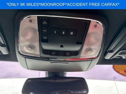 Used 2022 Dodge Charger Scat Pack RWD image 33