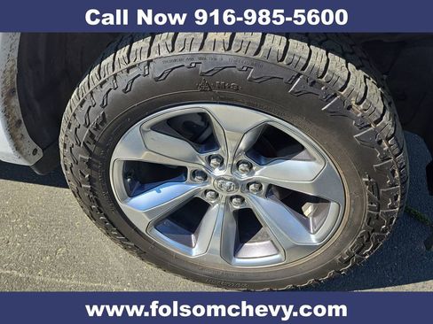 Used 2019 RAM 1500 Laramie image 2