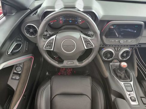 Used 2017 Chevrolet Camaro SS RWD image 23