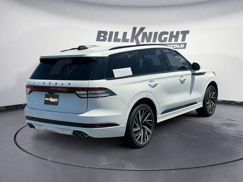Used 2026 Lincoln Aviator Black Label w/ Jet Appearance Package AWD/4WD image 5