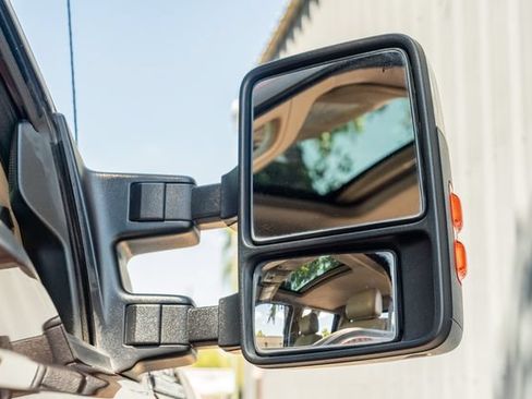 Used 2012 Ford F250 Lariat w/ Lariat Ultimate Pkg AWD/4WD image 16