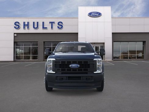 New 2025 Ford F550 4x4 Regular Cab Super Duty image 6