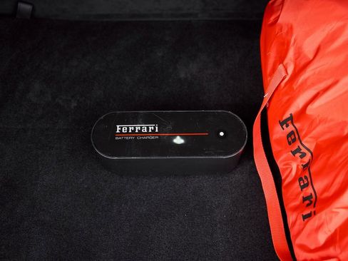 Used 2022 Ferrari 812 GTS image 28