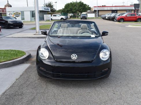Used 2014 Volkswagen Beetle 1.8T FWD image 23