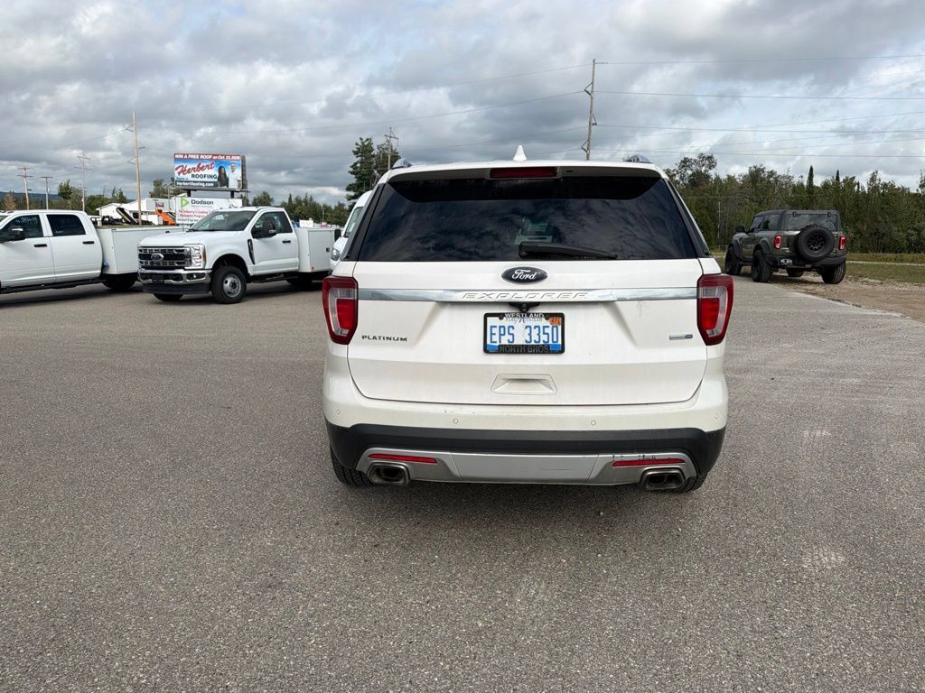 Used 2017 Ford Explorer Platinum AWD/4WD image 9