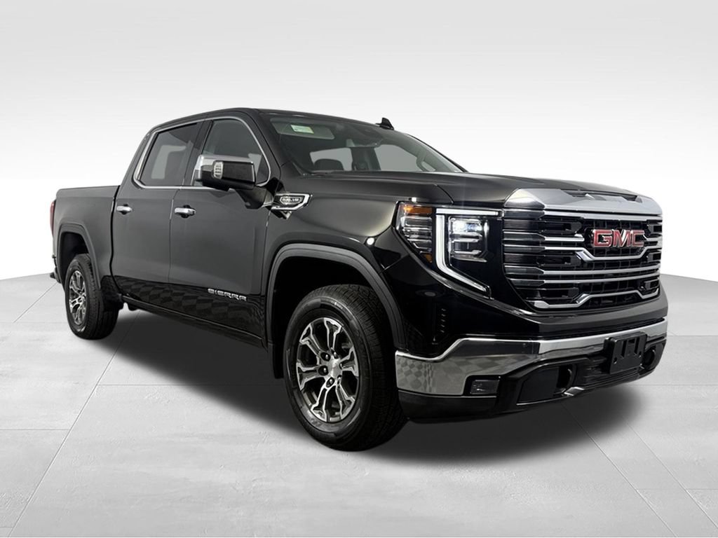 Used 2025 GMC Sierra 1500 SLT AWD/4WD image 5