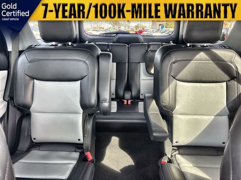 Used 2022 Ford Explorer XLT w/ Equipment Group 202A image 16