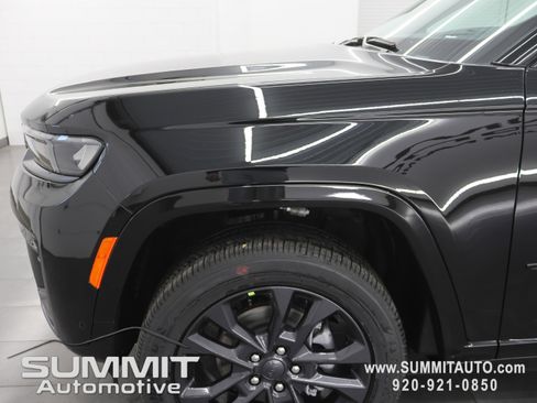 New 2026 Jeep Grand Cherokee Limited Reserve image 39