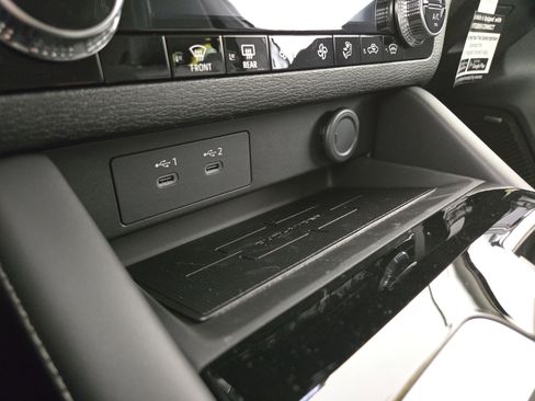 New 2026 Mitsubishi Outlander ES image 26