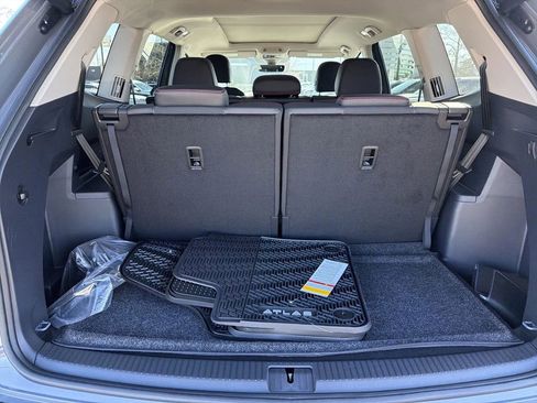 New 2026 Volkswagen Atlas Peak Edition image 16