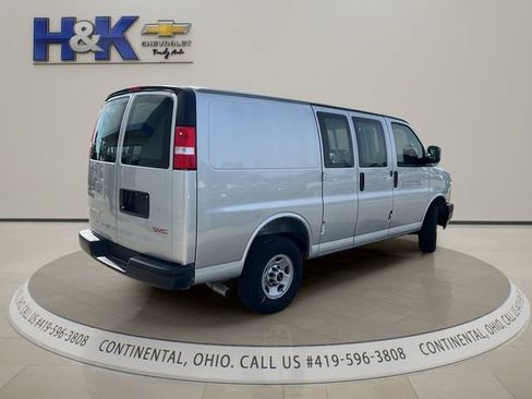 Used 2025 GMC Savana 2500 RWD image 6