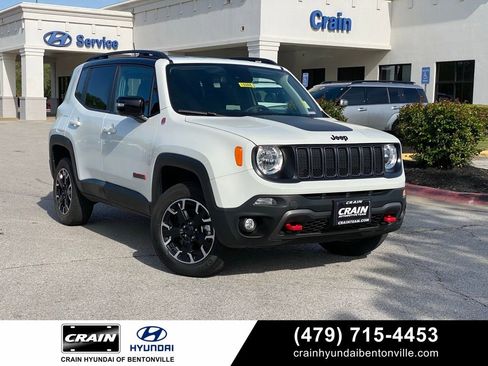 Used 2023 Jeep Renegade Trailhawk AWD/4WD image 1