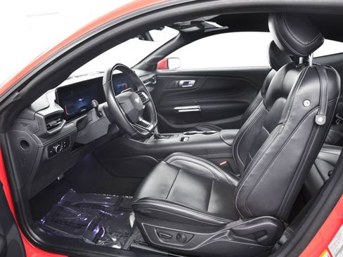 Used 2024 Ford Mustang Premium image 13