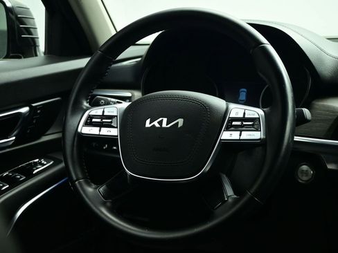 Used 2022 Kia Telluride SX w/ Towing Package FWD image 40