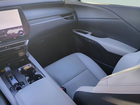 Used 2024 Lexus RX 350 Premium Plus w/ Convenience Package image 25