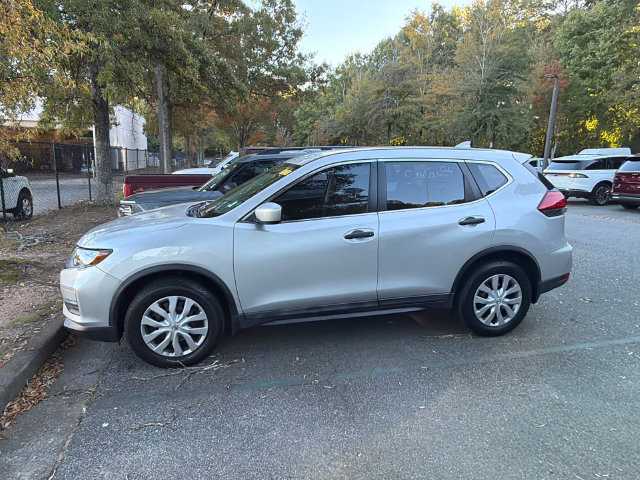 Used 2017 Nissan Rogue S FWD image 12