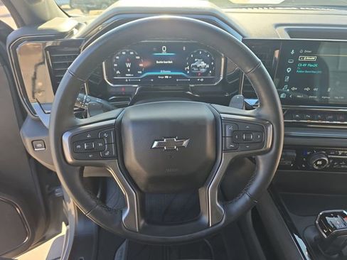 Used 2025 Chevrolet Silverado 1500 ZR2 w/ Technology Package image 17