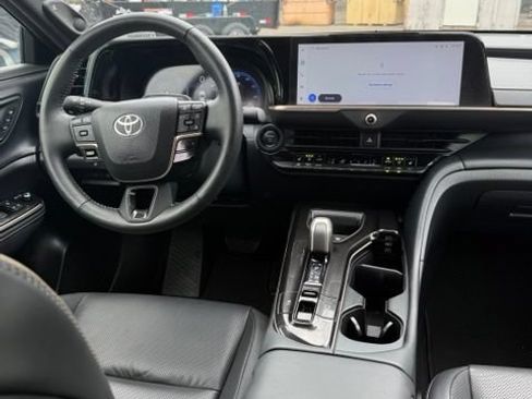 Certified 2024 Toyota Crown Platinum w/ Carpet Mat Package (TMS) AWD/4WD image 28