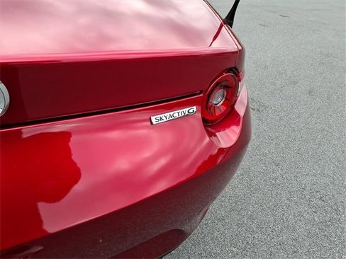 Used 2024 MAZDA MX-5 Miata RF Grand Touring image 5